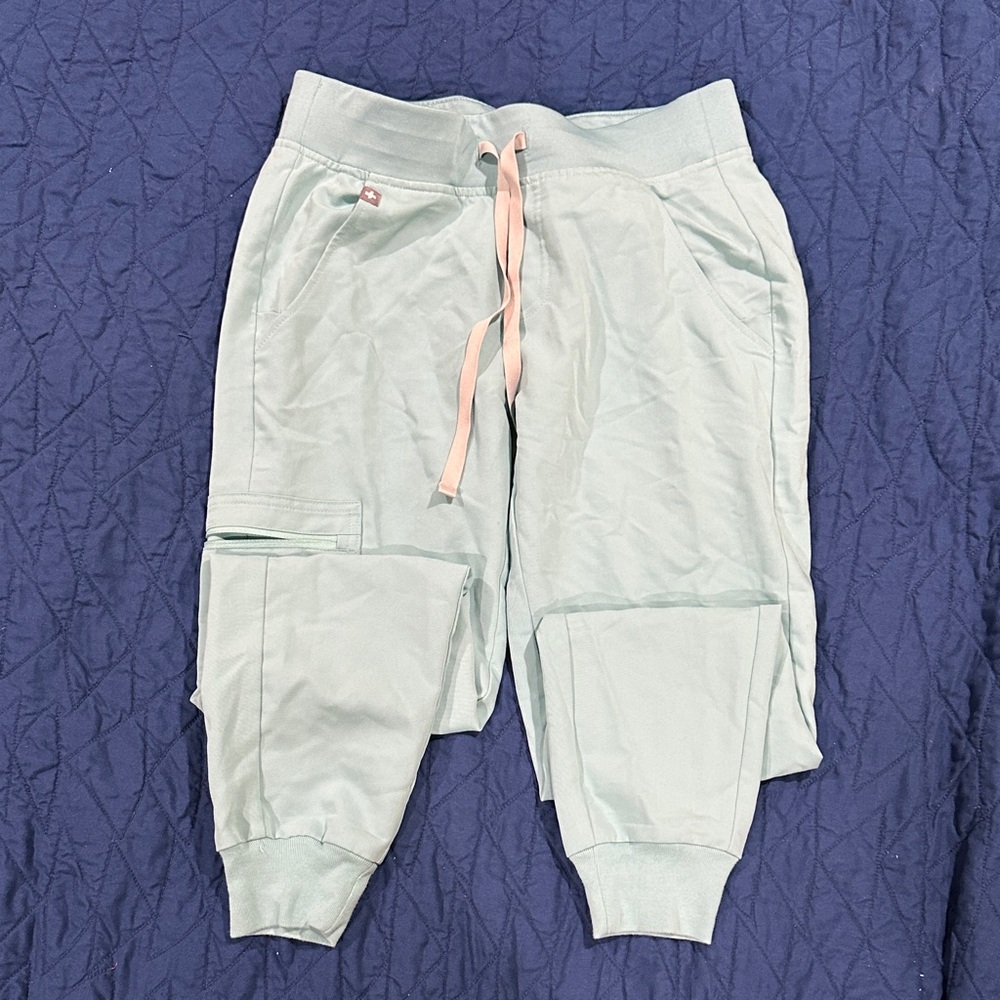 Figs Women's Scrubs Light Green Jogger Pants